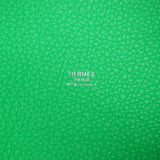 vert #colors #hermes #green #instacool #blogger #luxury #colorful #loveit  #picotin #photography #love…