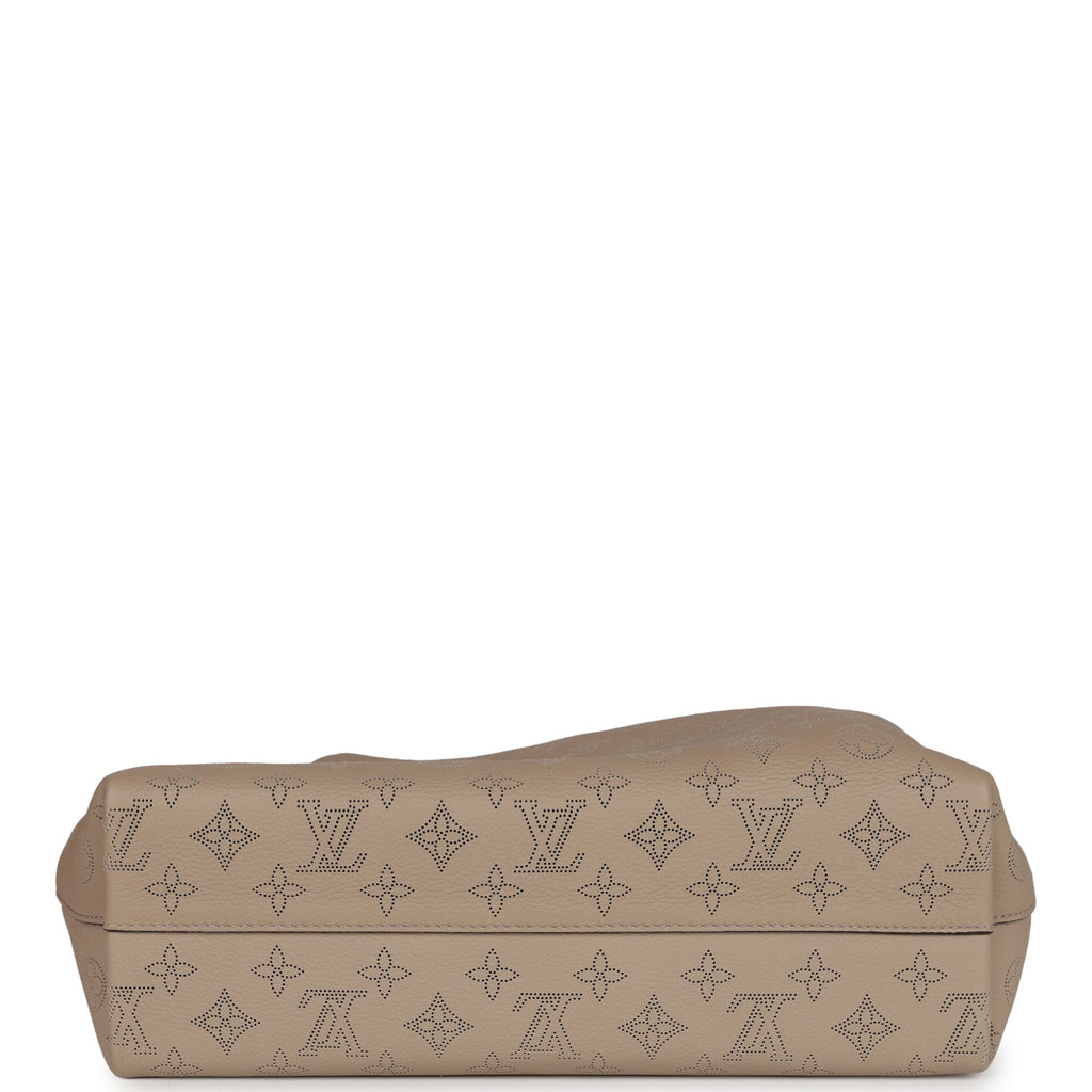 Louis Vuitton Black Monogram Mahina Leather Why Knot mm Bag