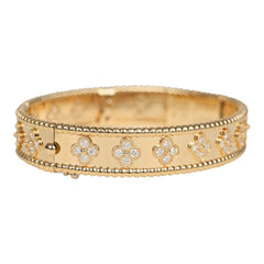 Pre-owned Van Cleef & Arpels Medium Perlee Diamond Bracelet 18K Yellow Gold Hardware