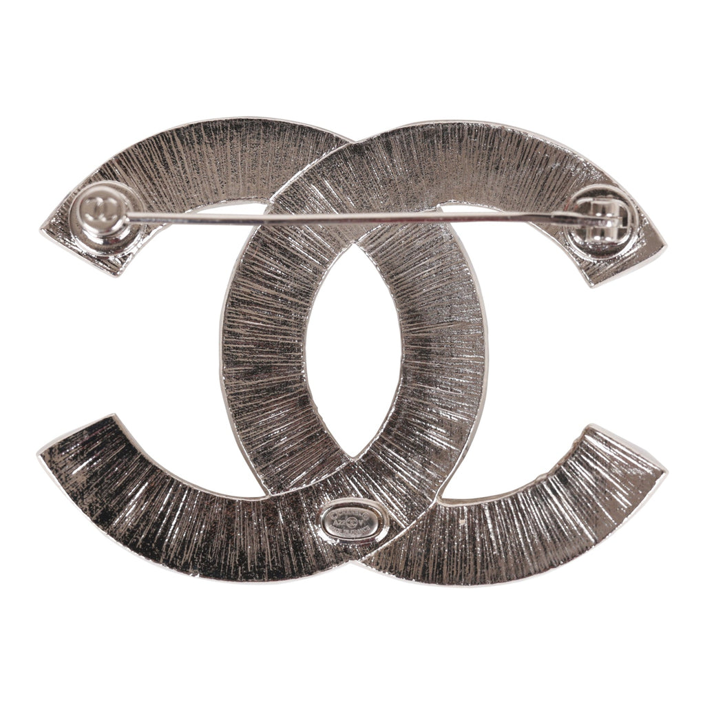 Chanel Crystal Baguette CC Silver Brooch – Madison Avenue Couture