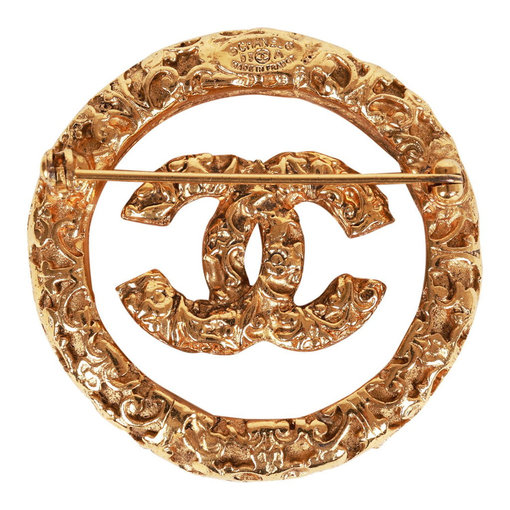 Chanel Brooch Pin Here Mark Rhinestone Gold