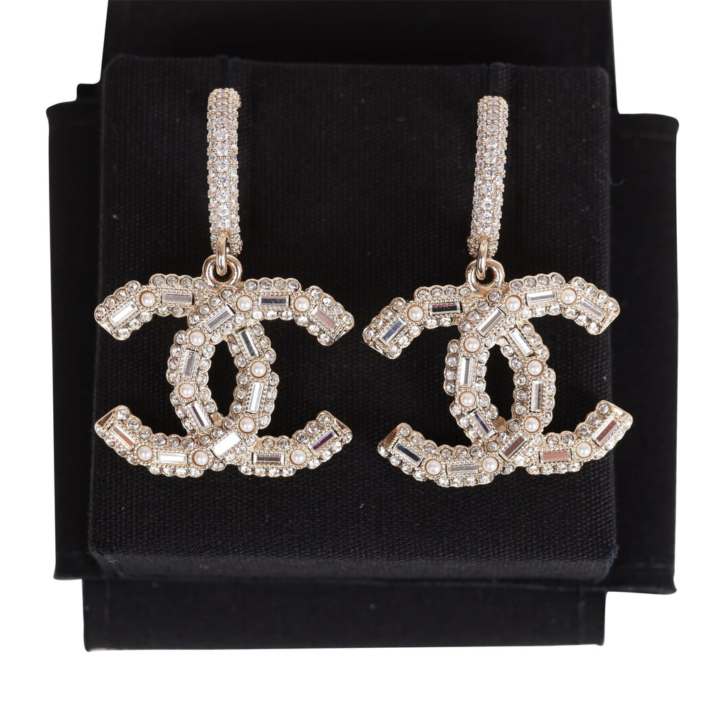 CHANEL Crystal Pearl Dazzling Domino CC Drop Earrings Gold, FASHIONPHILE