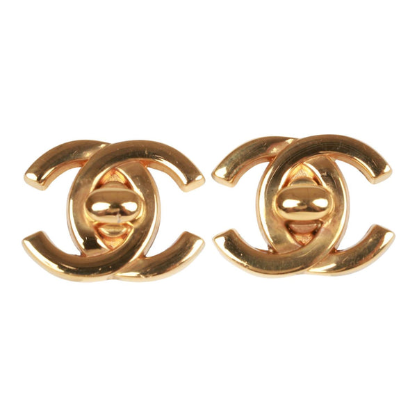Cc earrings Chanel Gold in Gold plated - 18629375