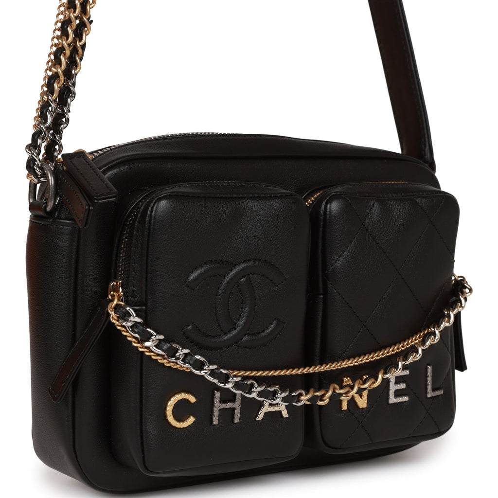 CHANEL 21K Black Caviar Small Camera Case Bag Silver Hardware – AYAINLOVE  CURATED LUXURIES