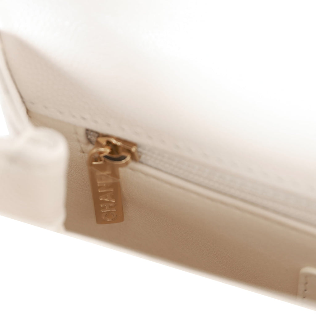 Caviar Quilted Small Coco Handle Flap White – Trends Luxe
