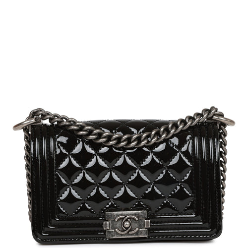 NWT 17S Chanel Caviar Boy So Black Classic Flap Bag – Boutique Patina