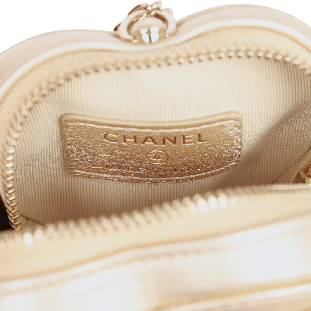 Chanel CC in Love Heart Arm Zip Coin Purse Quilted Lambskin Gold