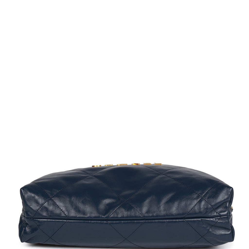 Pre-owned Chanel Large 22 Bag Navy Lambskin Antique Gold Hardware – Madison  Avenue Couture