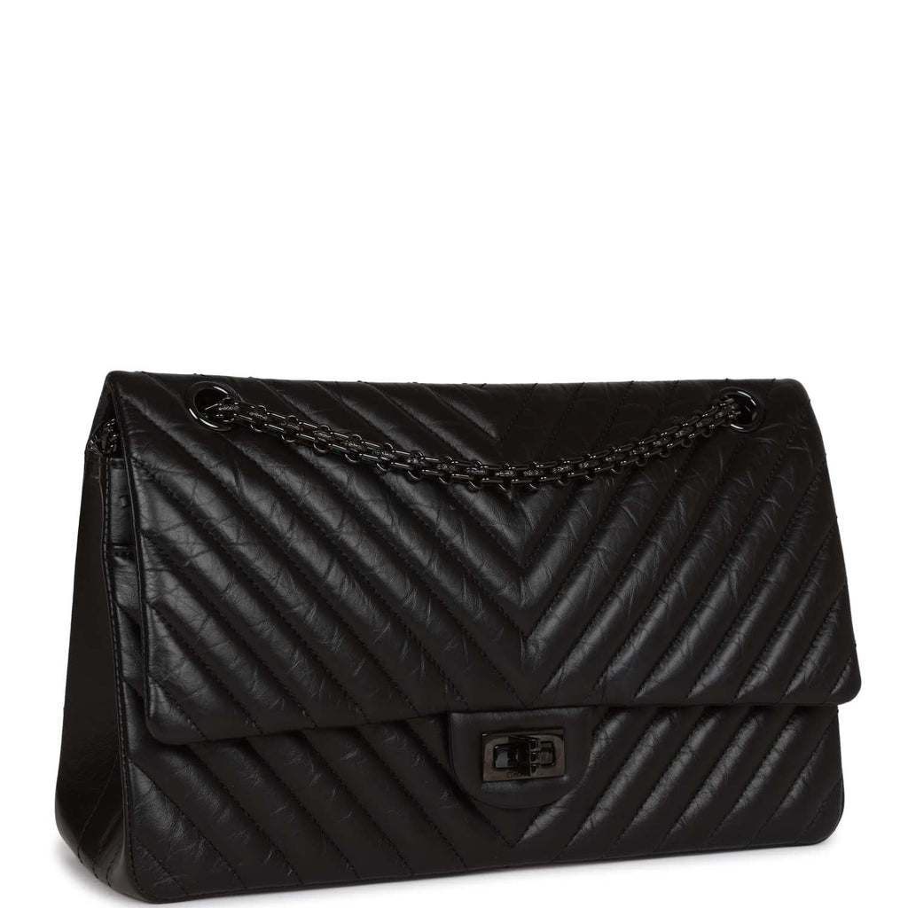 Chanel Reissue 2.55 Double Flap Chevron So Black Quilted 225 Black