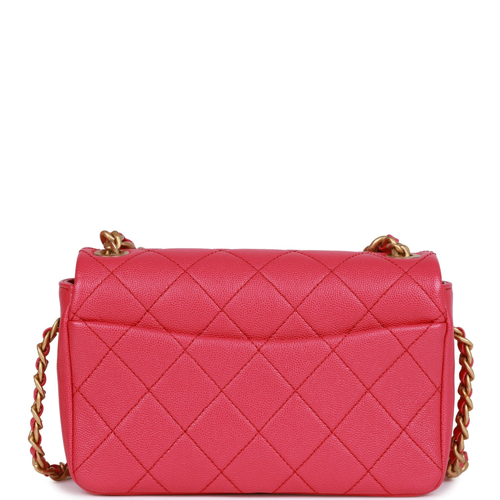 CHANEL Caviar Quilted City Walk Flap Pink 1229271