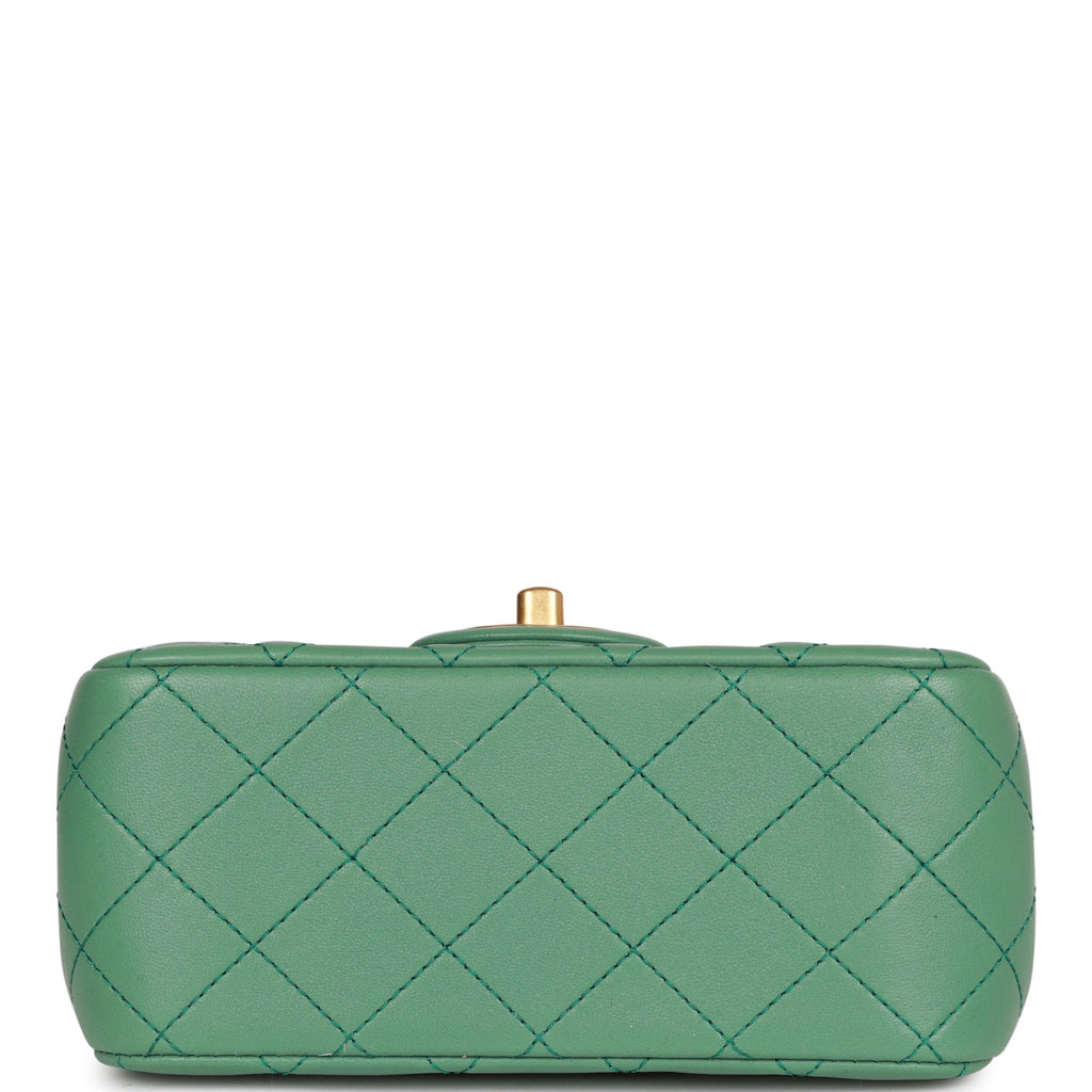 Chanel Quilted Emerald Green Lambskin Square Mini Classic Flap GHW 32CA624S