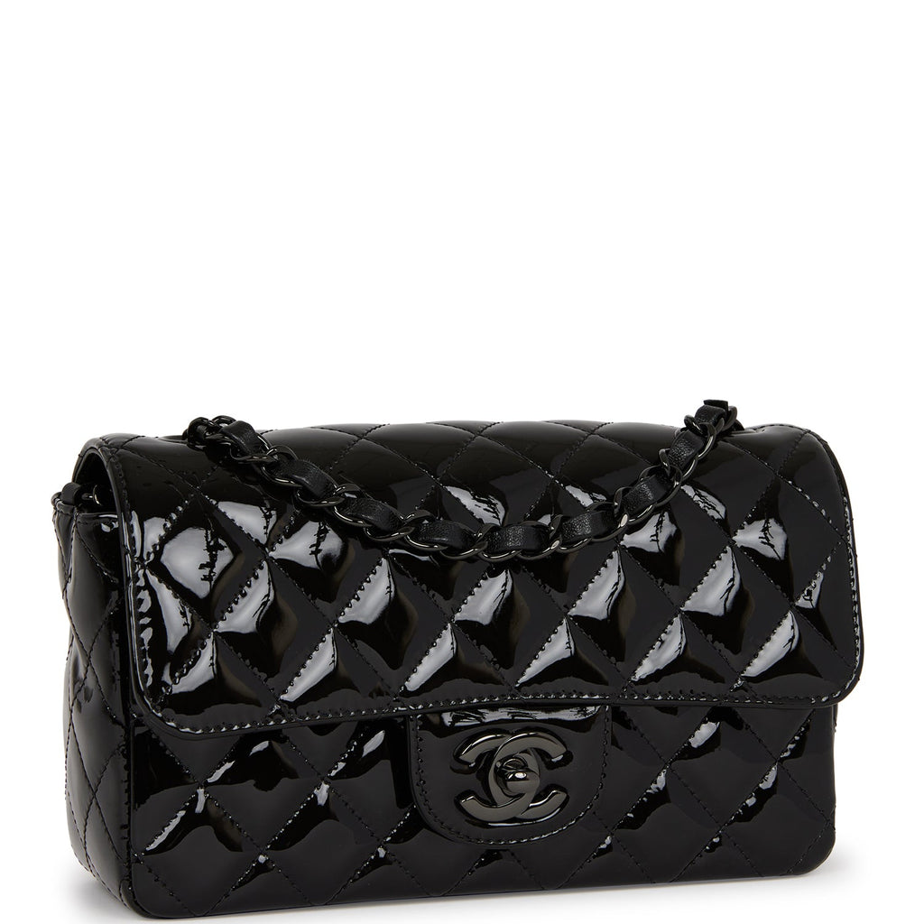 Patent leather mini bag Chanel Black in Patent leather - 29560348