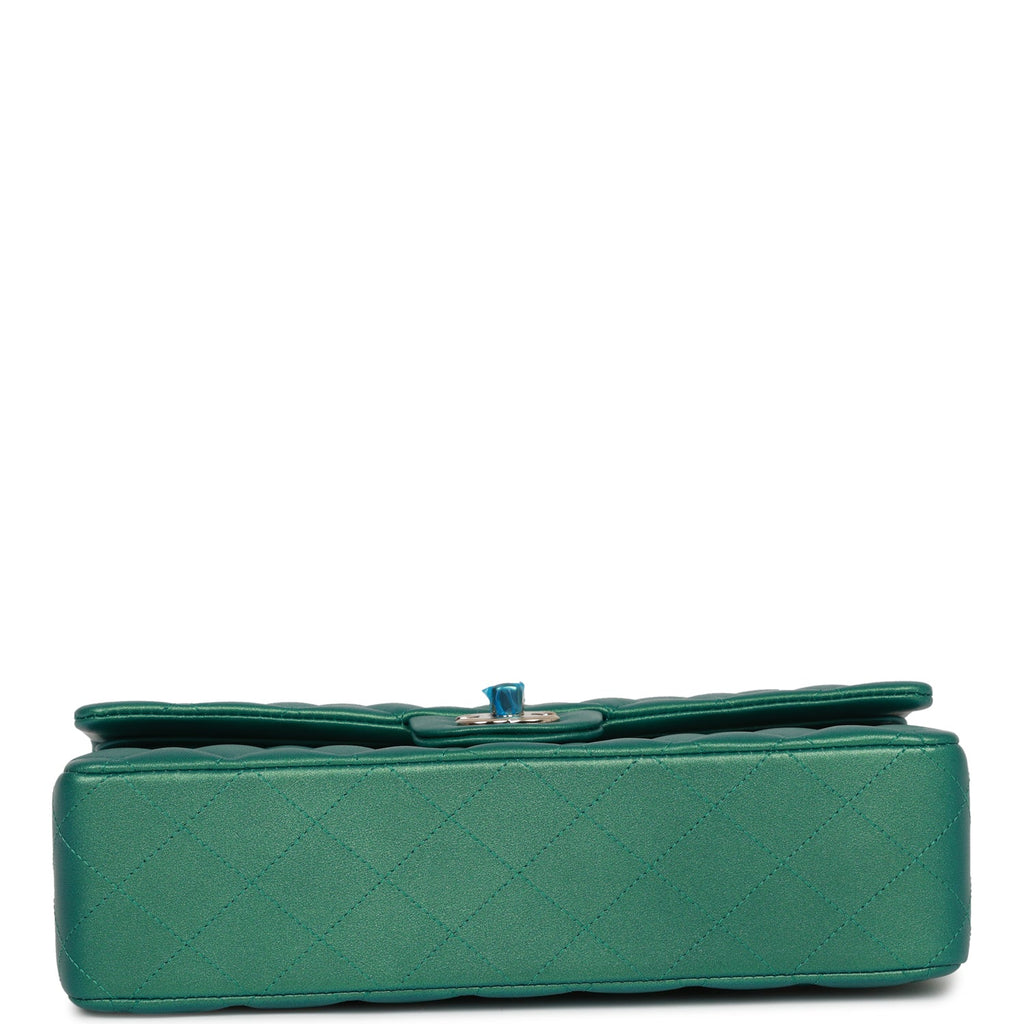 CHANEL bag Emerald green Crocodile Medium flap gold hardware NEW/box