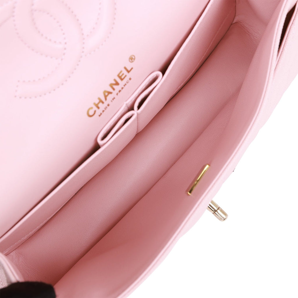 The Best Chanel Pink Ever?  Chanel 21S Iridescent Light Pink