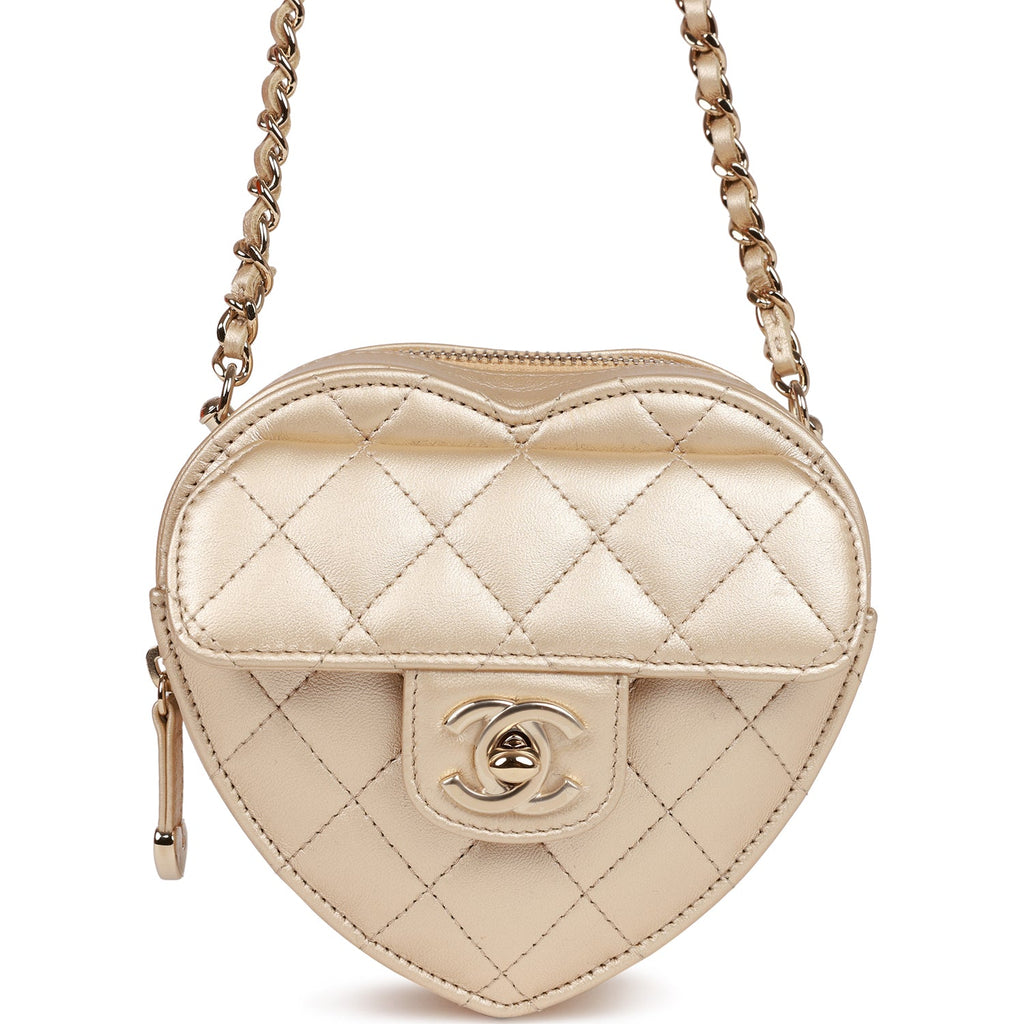 CHANEL 22s QUILTED LAMBSKIN HEART WHITE LARGE BAG 100% AUTHENTIC