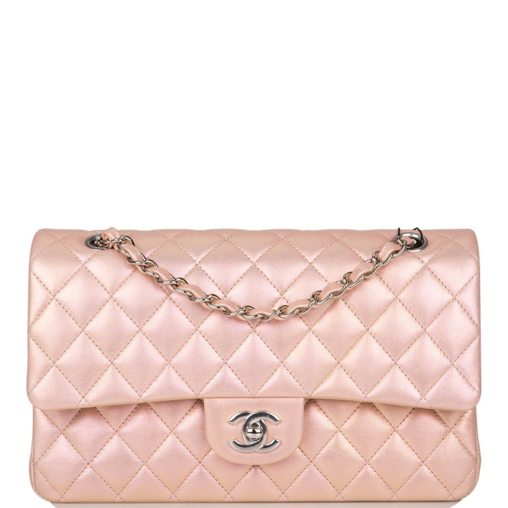 Amazing Chanel Classic single shoulder Flap bag in ecru quilted lambskin  GHW at 1stDibs