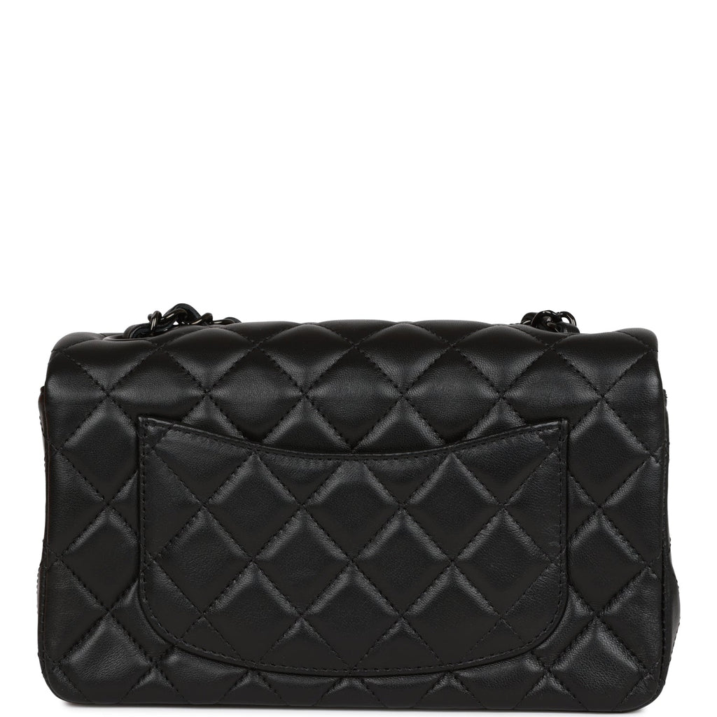 Pre-Owned Chanel Black Quilted Lambskin Square Mini Classic Flap