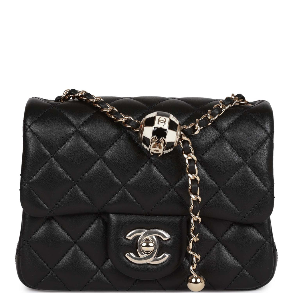 Chanel limited pearls strap WOC in black lambskin with silver