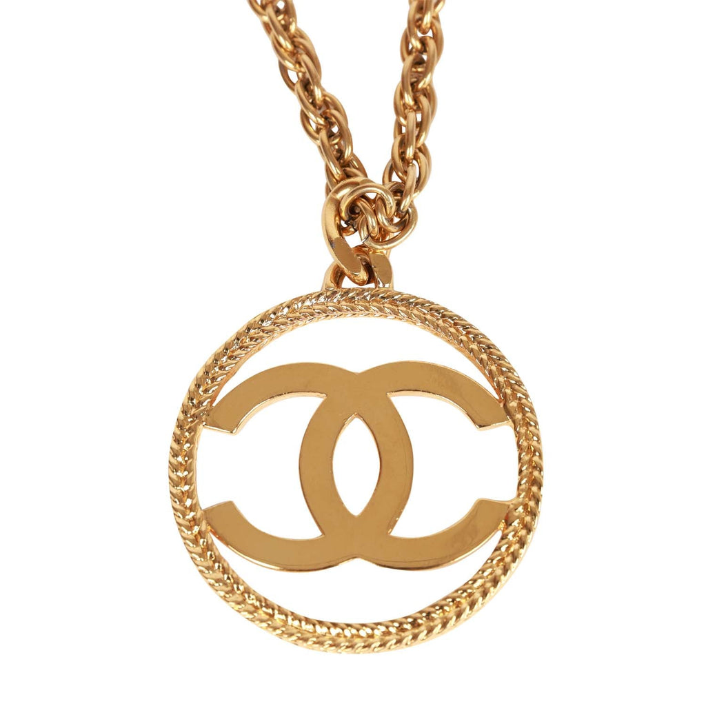 Vintage Chanel 24K Gold Plated Large Signature CC Logo Pendant Necklac