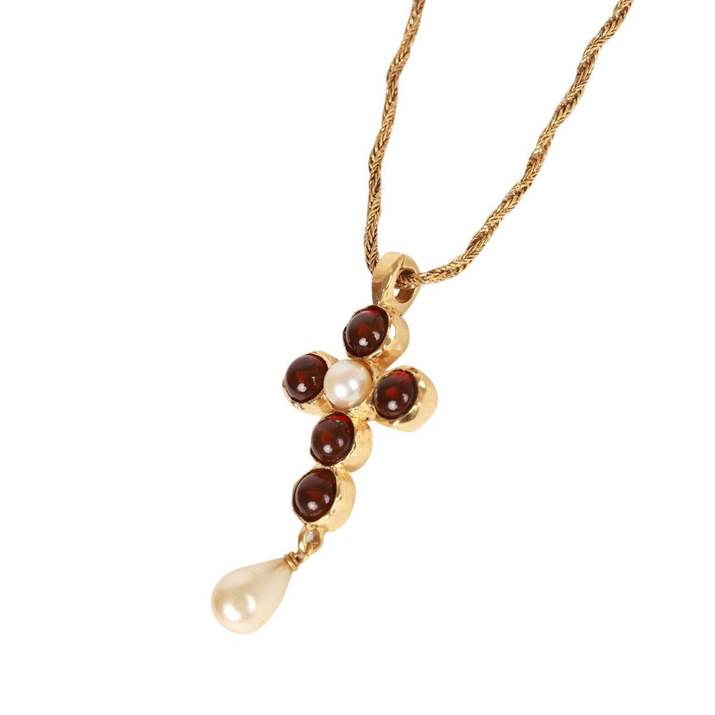 Chanel Vintage Imitation Pearl And Gold Metal CC Necklace, 1994 Available  For Immediate Sale At Sotheby's