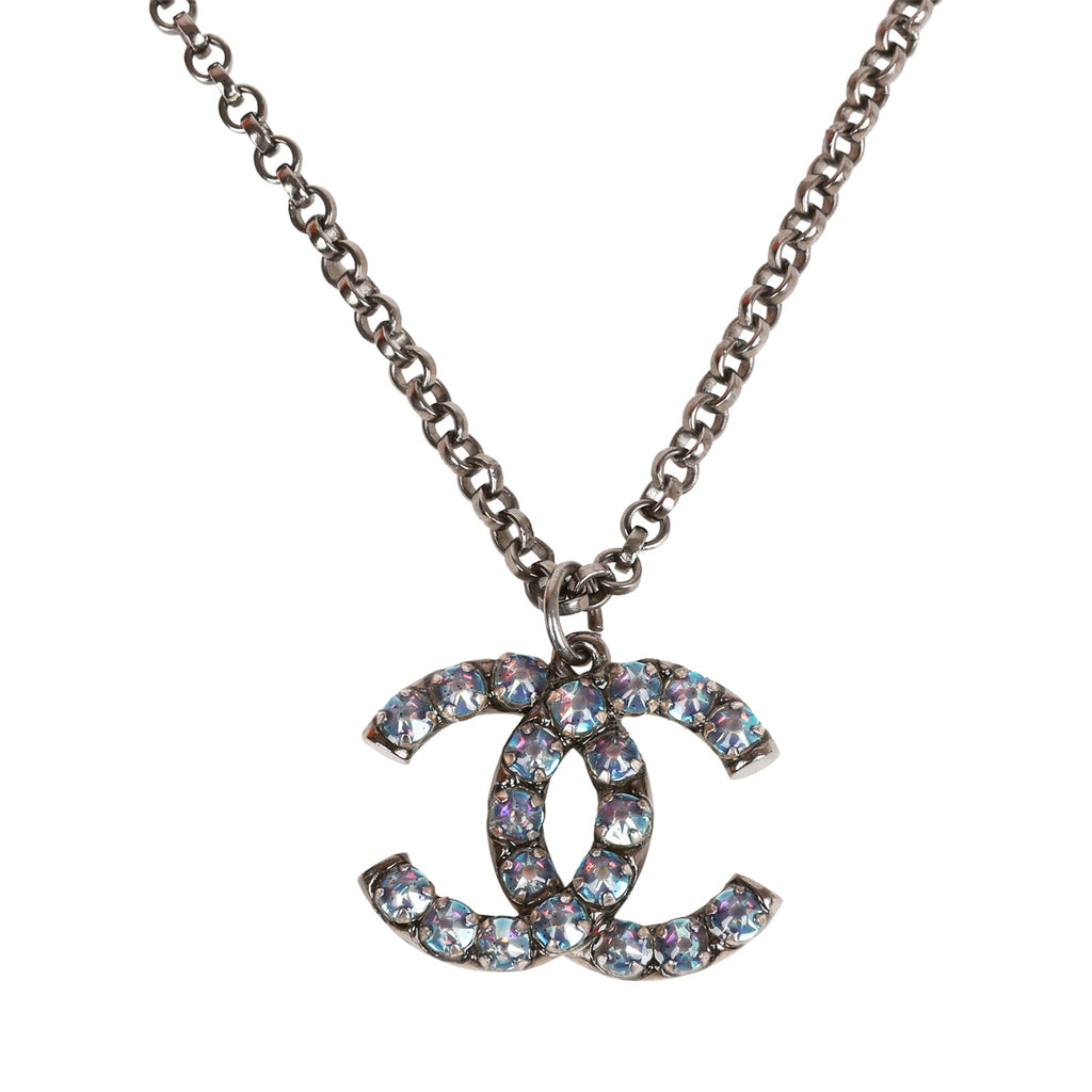 Pre-owned Chanel Silver Crystal Encrusted CC Pendant Necklace