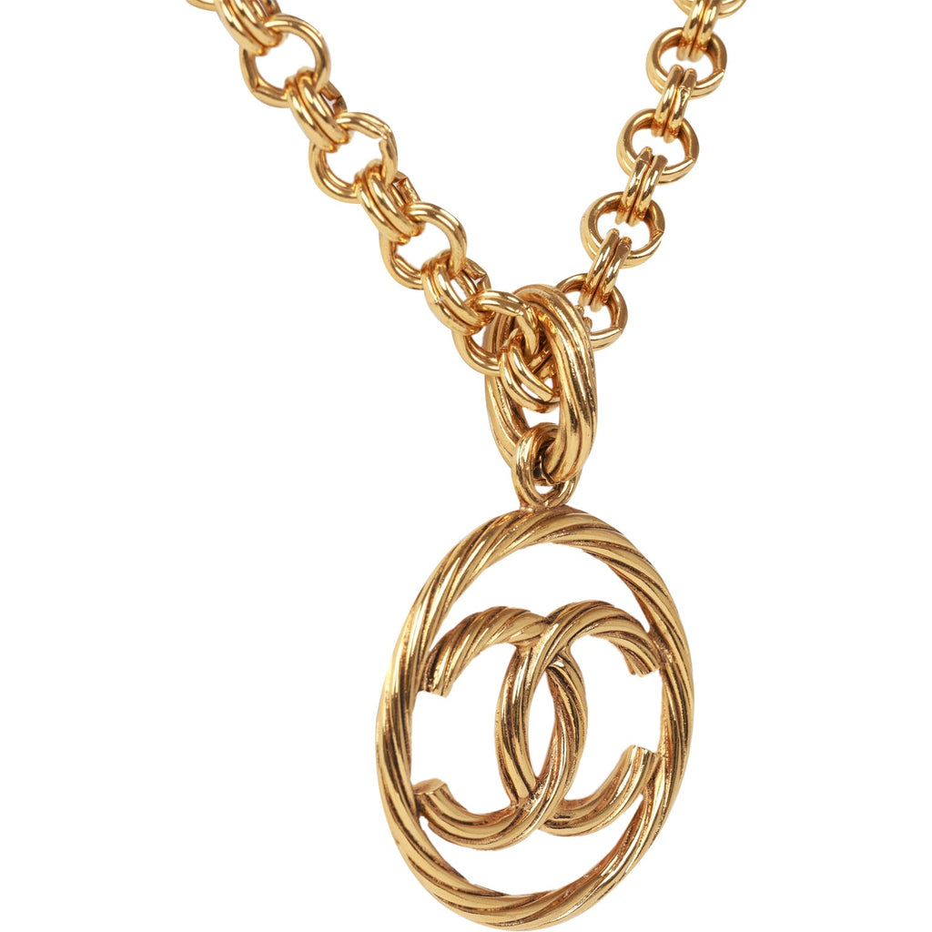 Vintage Chanel Gold Plated CC Oval Coin Charm Sautoir Necklace