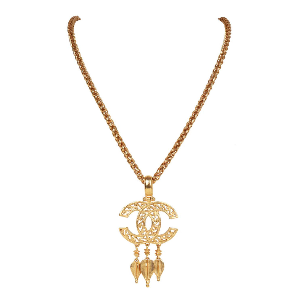 Vintage Chanel Gold Plated Fringe CC Pendant Necklace – Madison Avenue  Couture