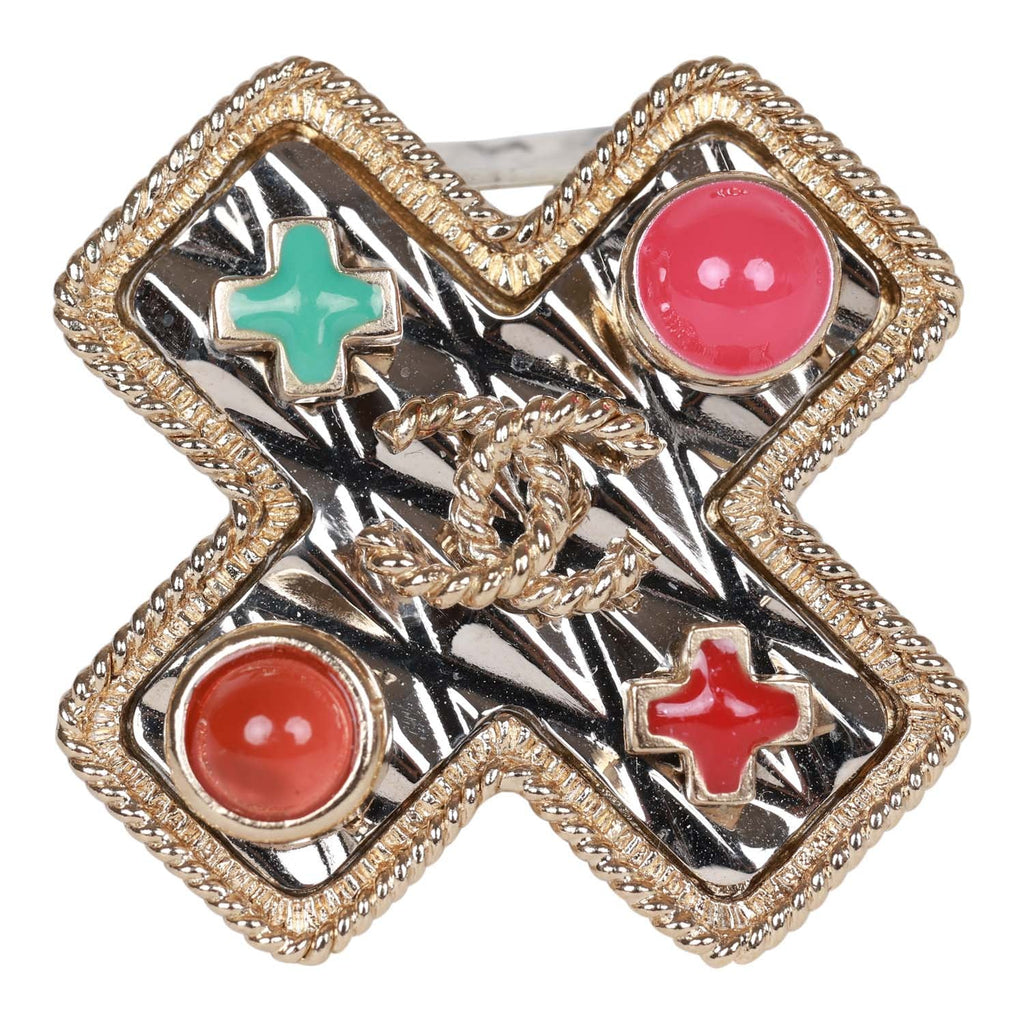 Chanel Crystal, Strass and Pale Gold Metal CC Star Brooch , Contemporary Jewelry (Like New)
