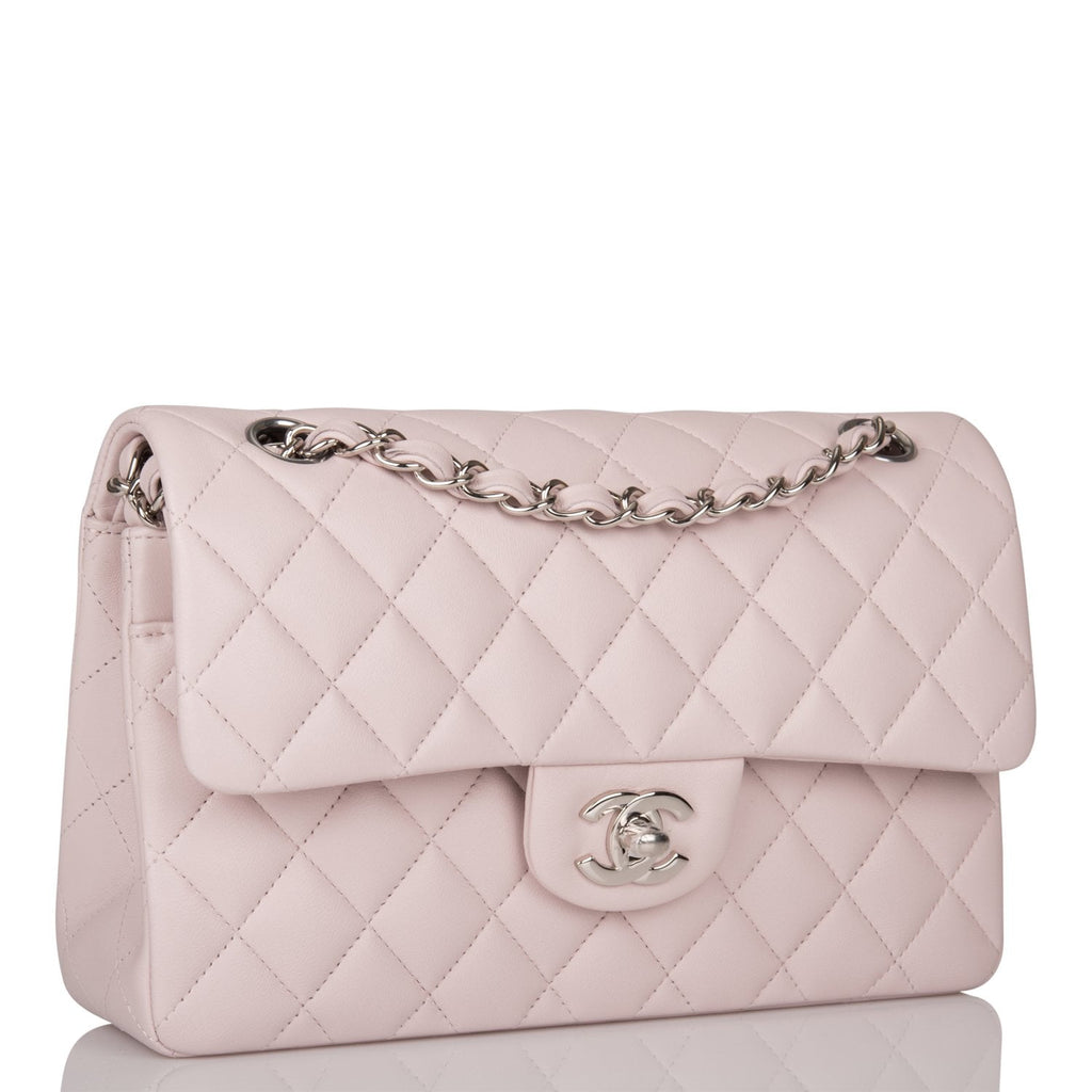 chanel classic flap purse
