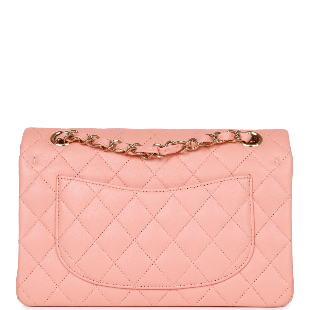 Chanel 22S Small Heart Clutch Bag with Chain (Coral Pink, Lambskin),  Women's Fashion, Bags & Wallets, Cross-body Bags on Carousell