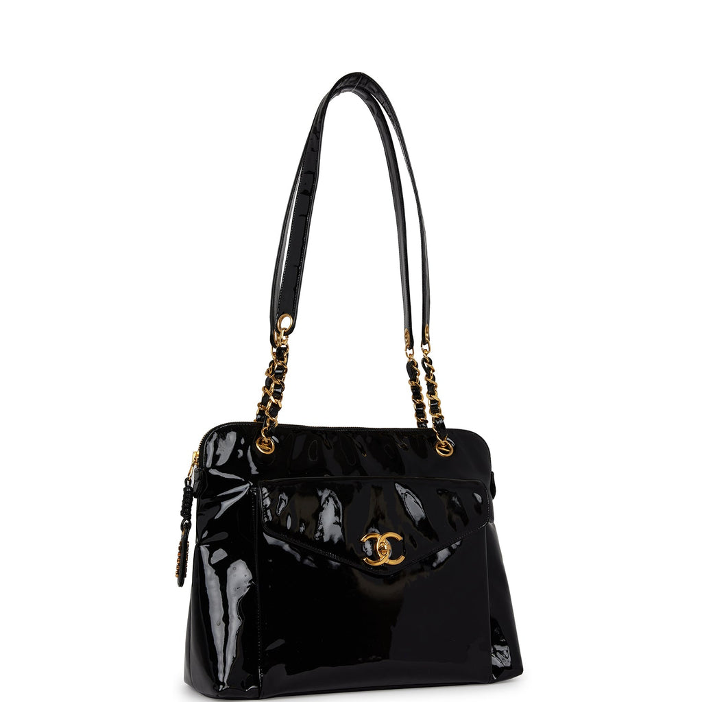 chanel black purse with gold chain