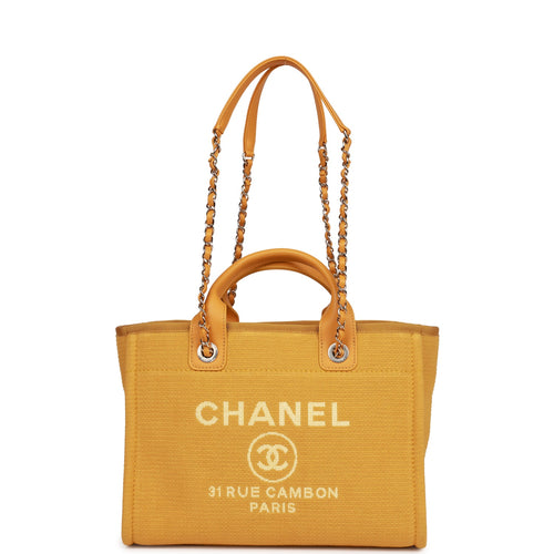Chanel Medium 22 Bag Green Calfskin Gold Hardware – Madison Avenue Couture