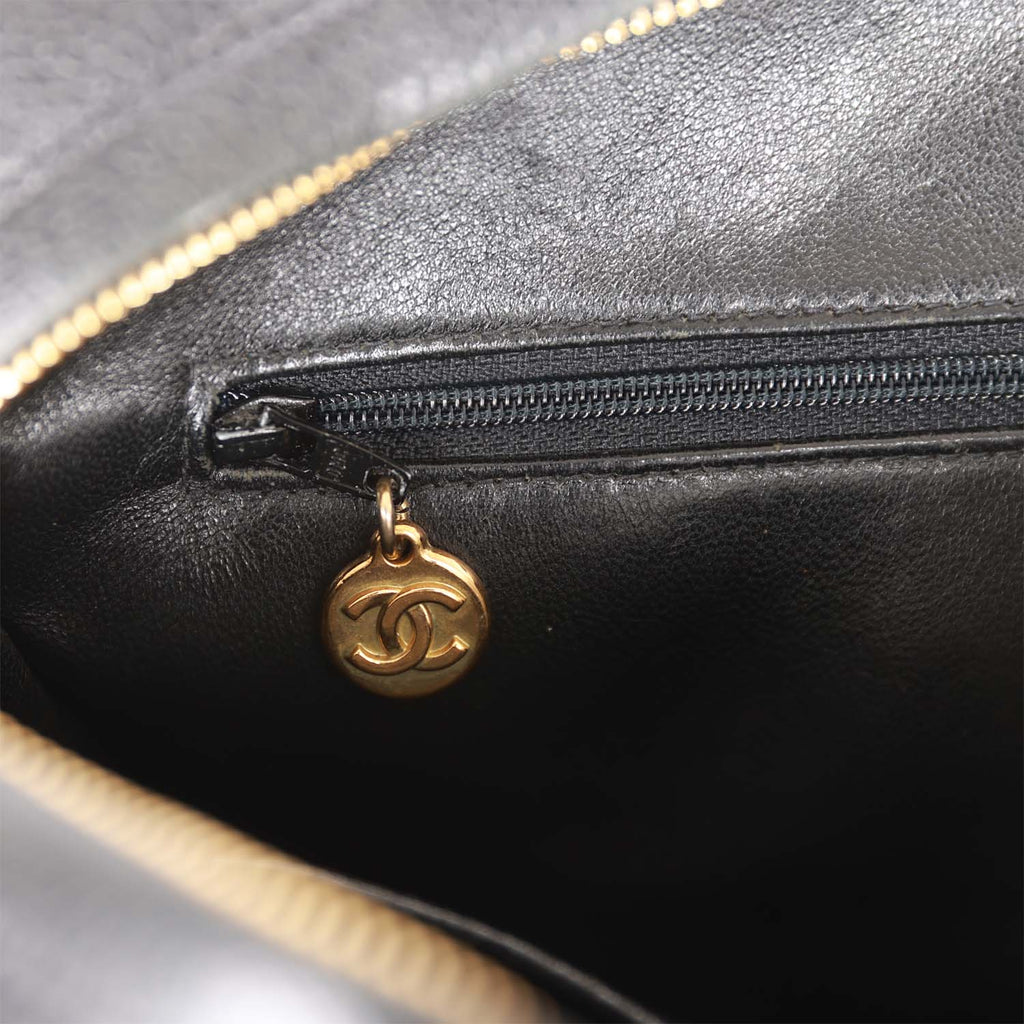 chanel zipper pull authentic