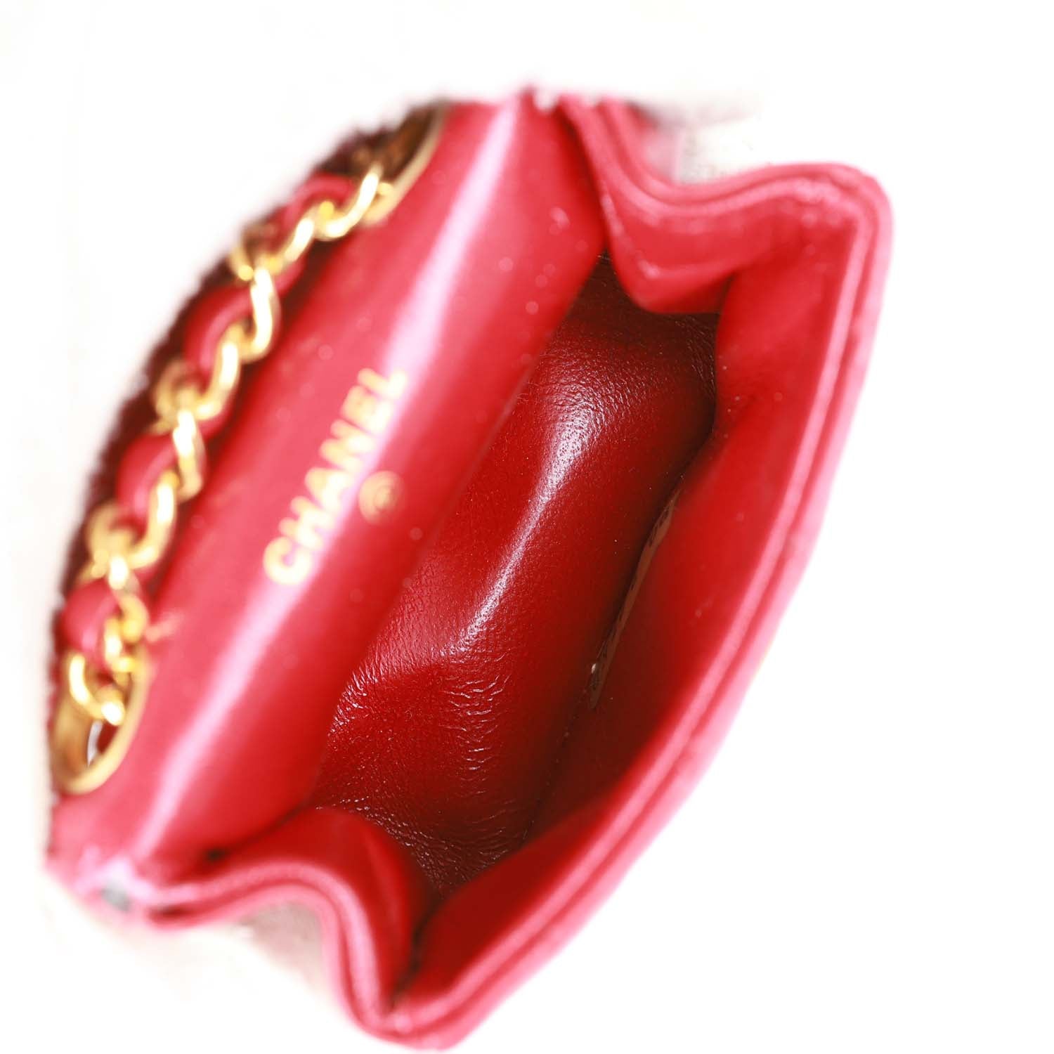 FLAP BAG MEDIUM 25CM RED PATENT CALFSKIN GOLD HARDWARE