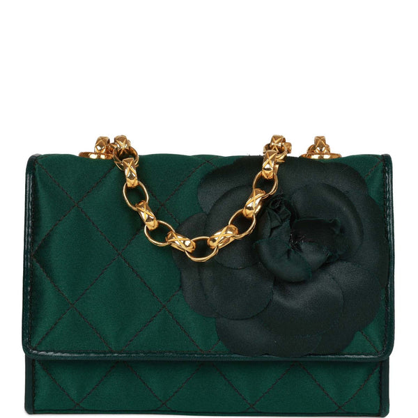 Chanel Mini Matelasse Chain Shoulder Bag with Camellia (SHG-AJ7Dj2) – LuxeDH