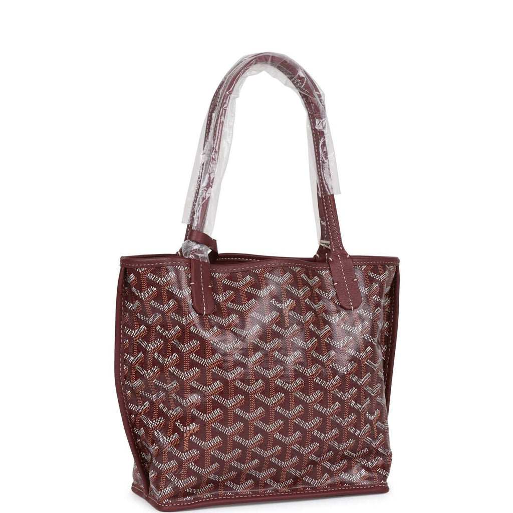 H&M Small Purple Faux Leather Crossbody Bag Maroon | Leather crossbody bag,  Leather crossbody, Crossbody bag