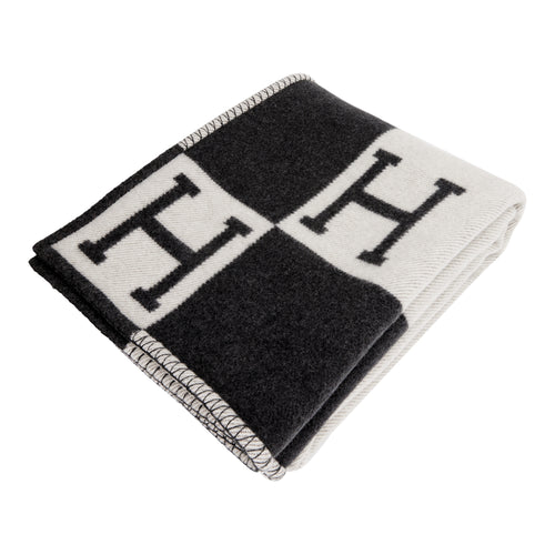 Hermes "Avalon III" Ecru and Black Blanket