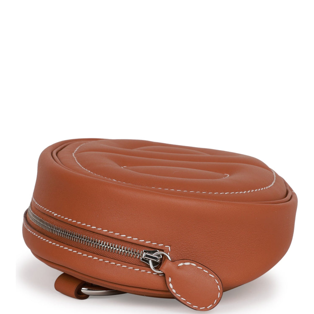 Hermès In-the-loop Verso Belt Bag In Mauve Pale And Menthe Swift