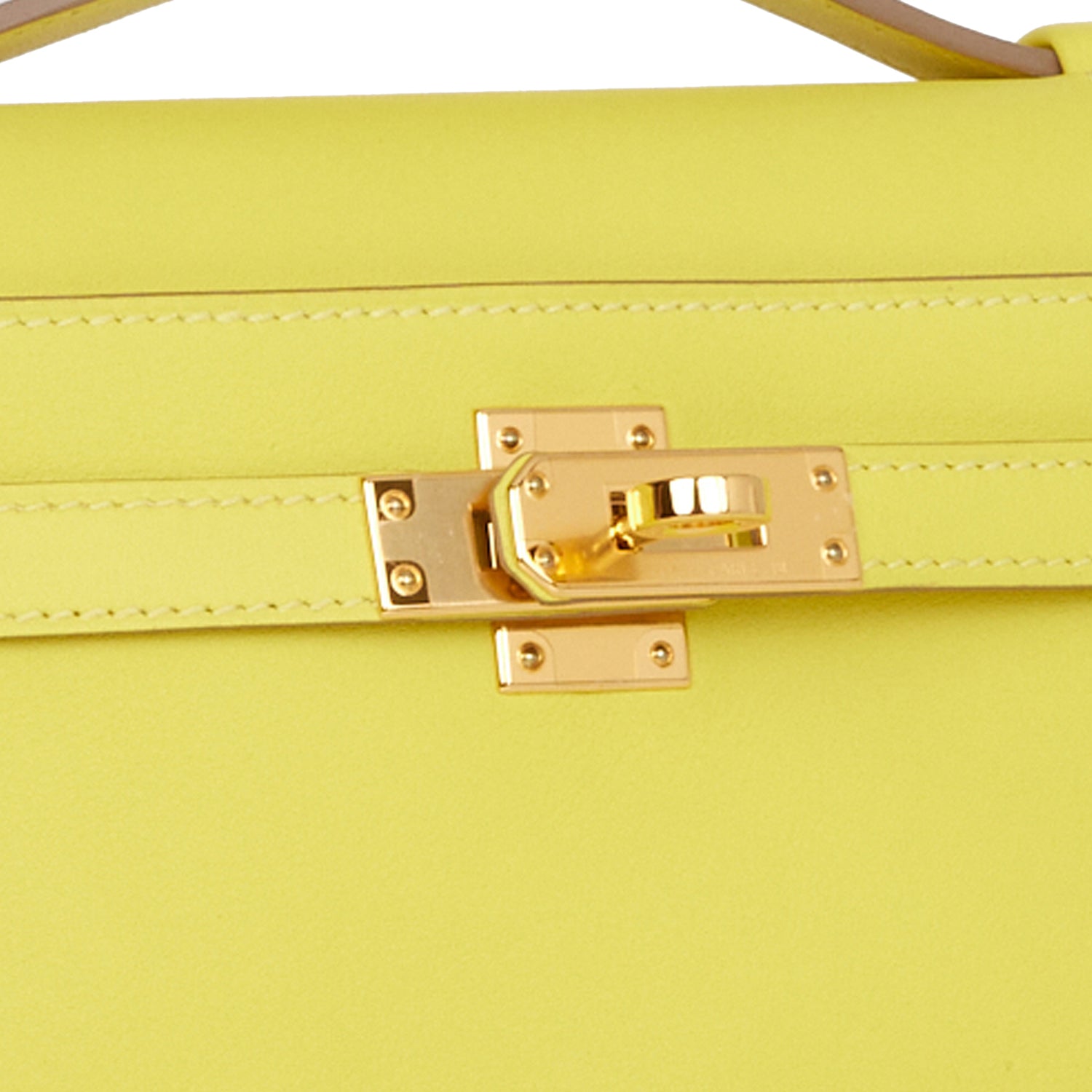 Hermes Kelly Pochette Lime Swift Gold Hardware – Madison Avenue Couture