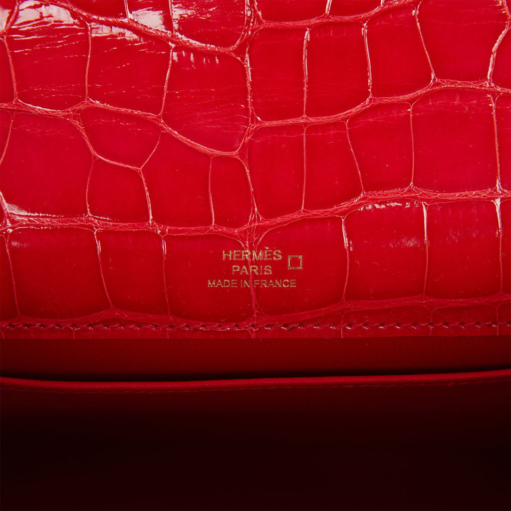 Hermes Kelly Pochette Vert Cypress Shiny Alligator Gold Hardware – Madison  Avenue Couture