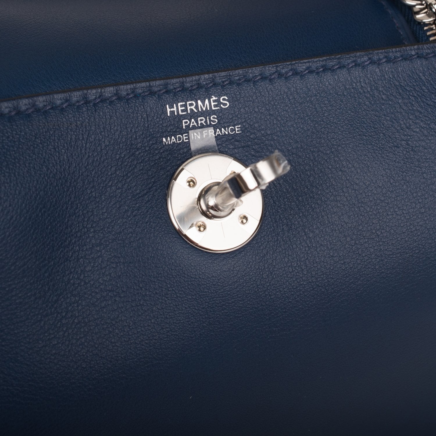 Hermes Mini Lindy Bleu Navy Verso Swift Palladium Hardware – Madison ...