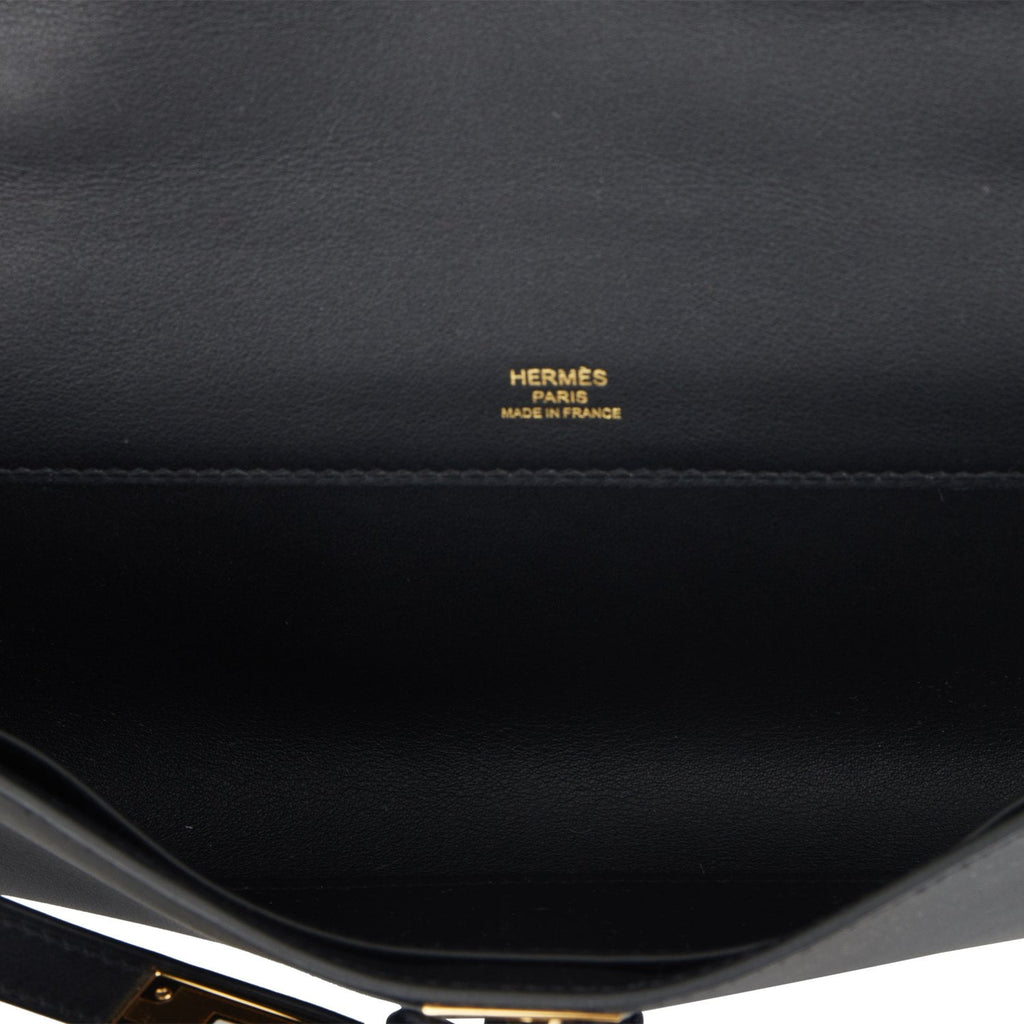 HERMÈS  BLACK KELLY CUT OF SWIFT LEATHER WITH