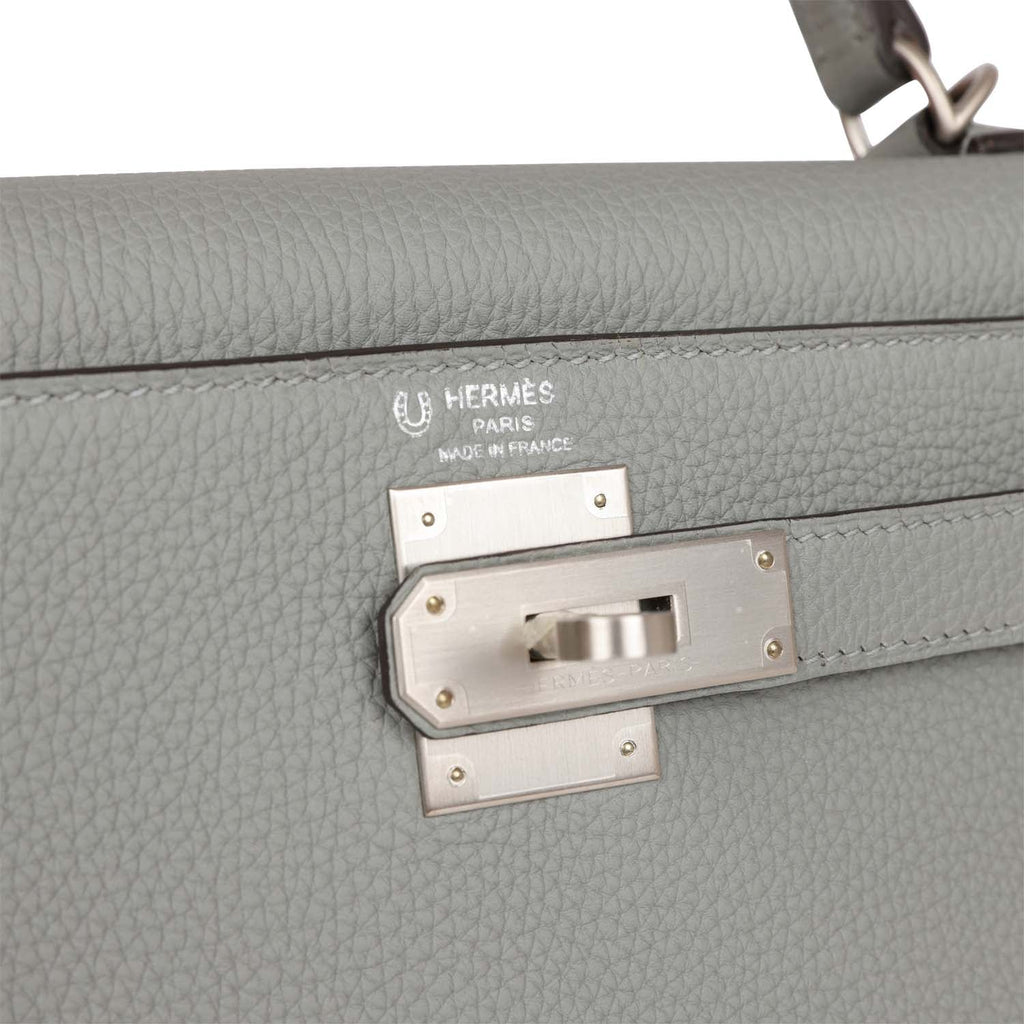 Hermes HSS Kelly Sellier 20 Gris Tourterelle and Graphite Ostrich – Madison  Avenue Couture