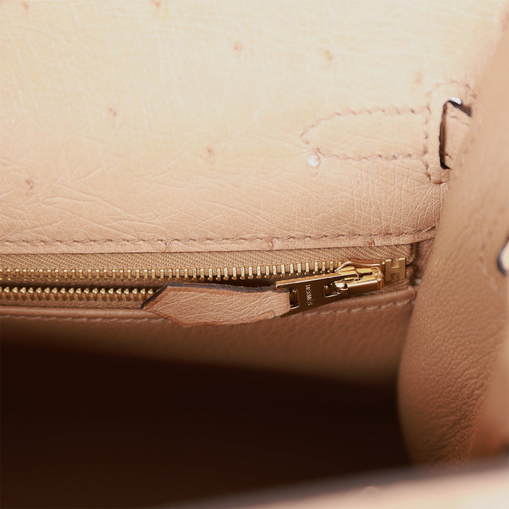 Hermes Kelly 25 Vert Cypress Ostrich Gold Hardware – Madison Avenue Couture