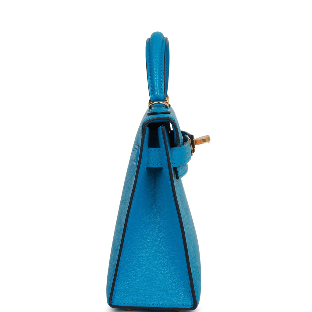 Hermes Kelly Sellier 20 Bleu Brume Chevre Gold Hardware – Madison Avenue  Couture