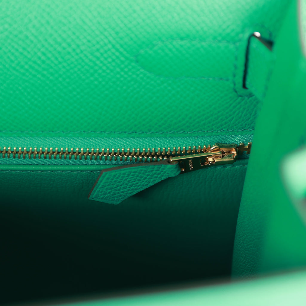Hermès Vert Amande Epsom Leather Gold Finish Kelly Sellier 28 Bag Hermes