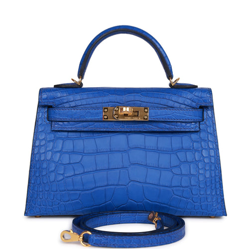 Exceptional Hermès Vintage Mini Kelly Sellier Bag Satin and Doblis Gold Hdw  20cm