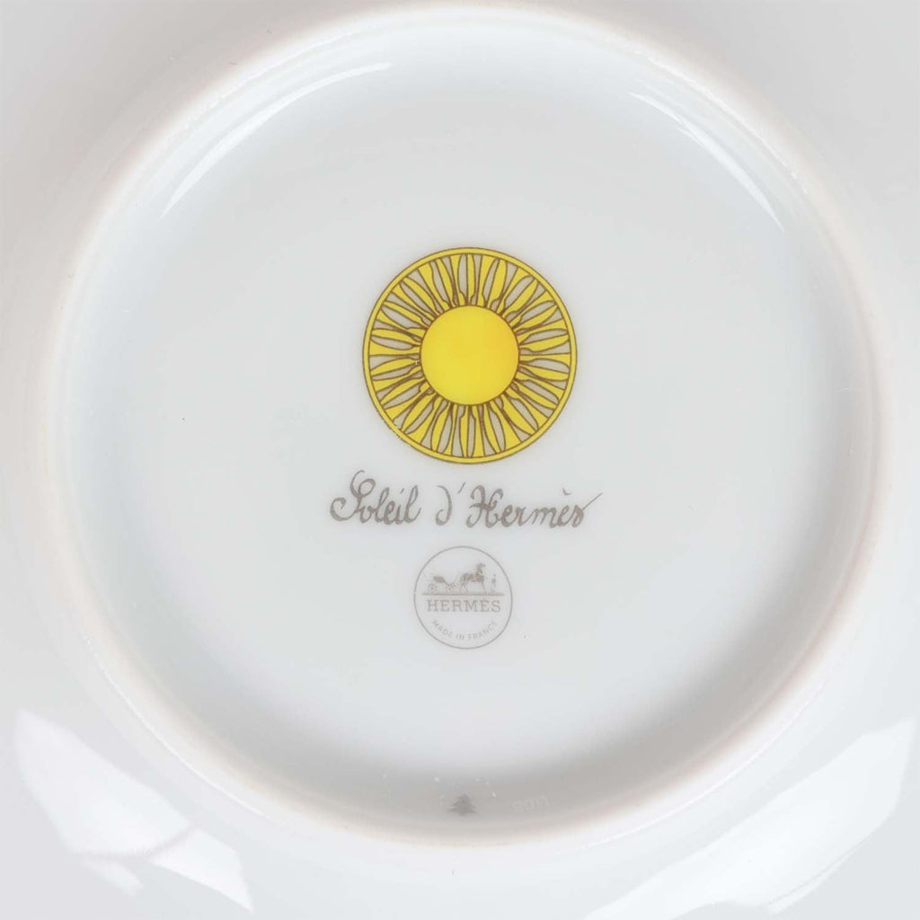 Tasse à thé et soucoupe Soleil d'Hermès | Hermès Suisse Tasse à thé et soucoupe Soleil d'Hermès | Hermès Suisse