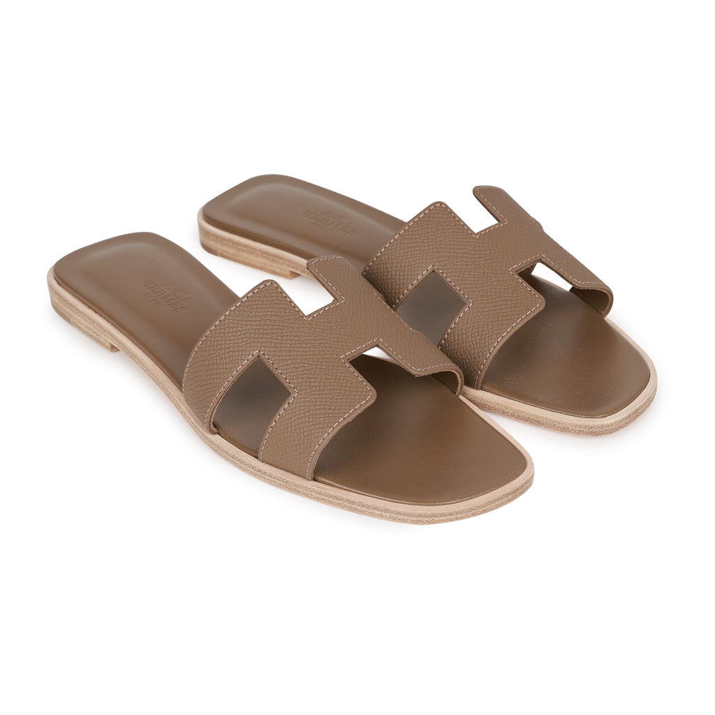 Hermes Oran Sandals Etoupe Epsom Leather Flat Shoes 39 – Mightychic