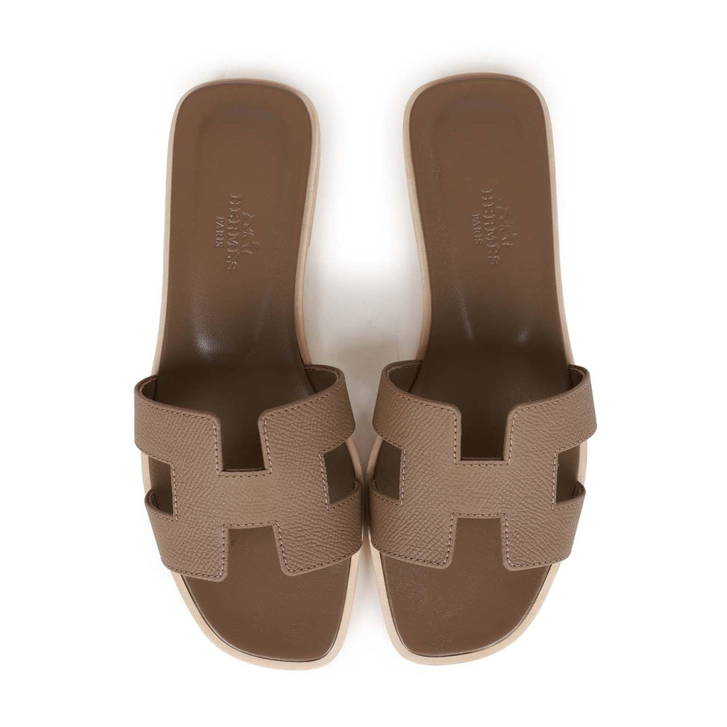 Hermes Oran Sandals Etoupe Epsom - 5 For Sale on 1stDibs  cypress hermes  sandals, cypress sandals hermes, hermes etoupe sandals